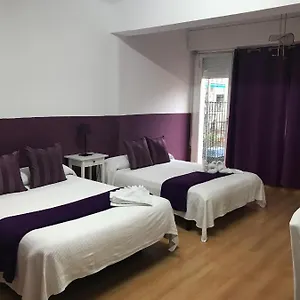 hostal-muntaner.topbarcelonahotels.com/