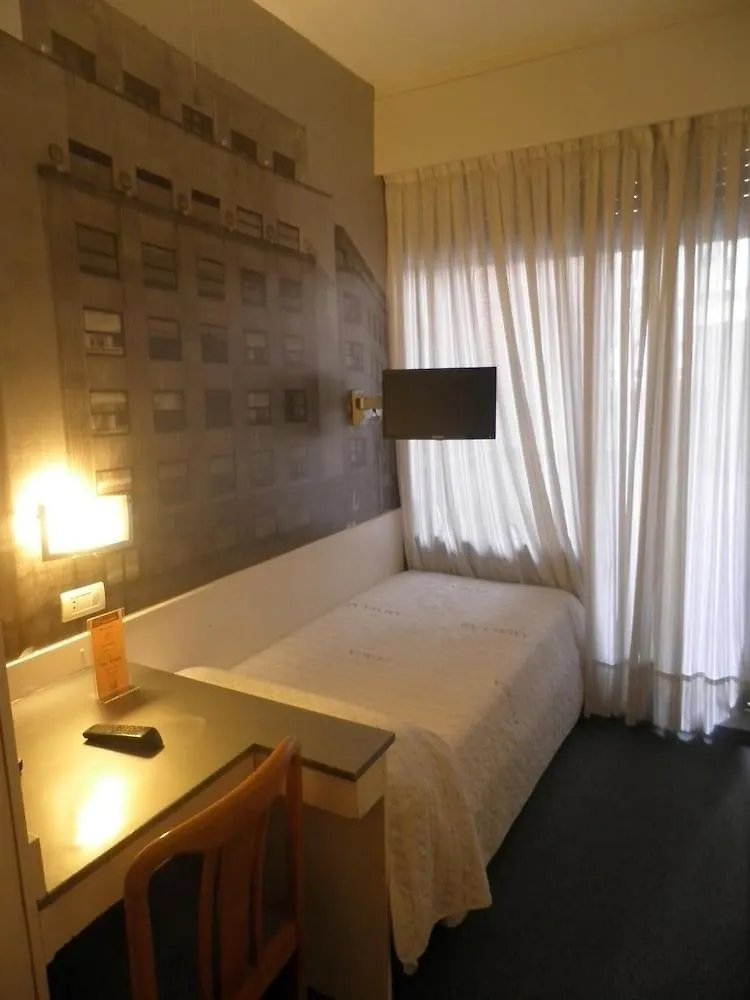 **  Hotel Photo Zabalburu Bilbao Spain
